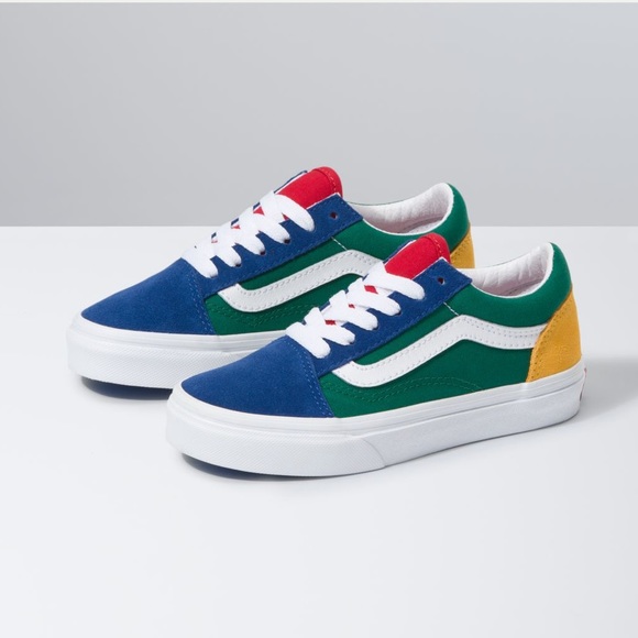 yacht club vans size 13